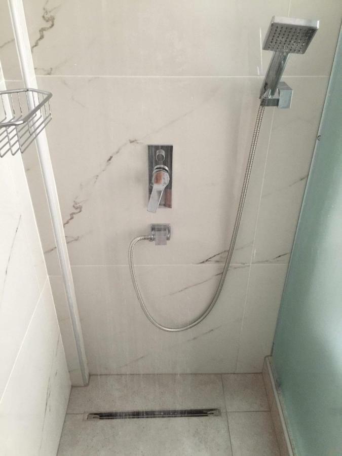 Petrani Suite 1 Néa Péramos Exteriör bild